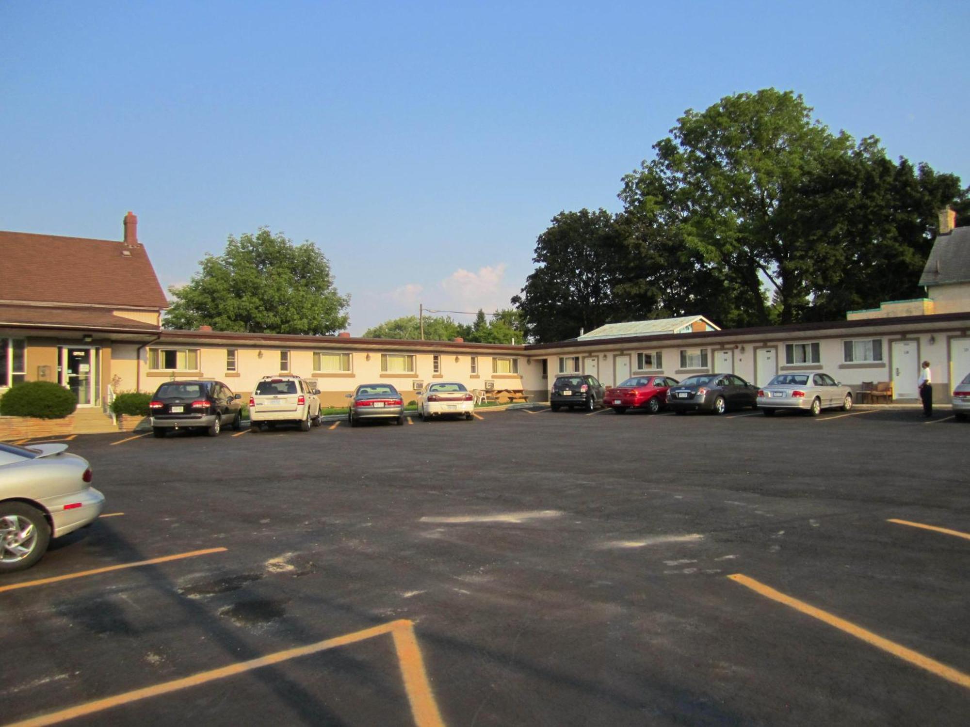 Hanover Canadiana Motel المظهر الخارجي الصورة