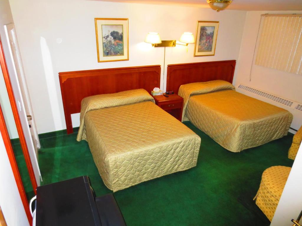 Hanover Canadiana Motel الغرفة الصورة